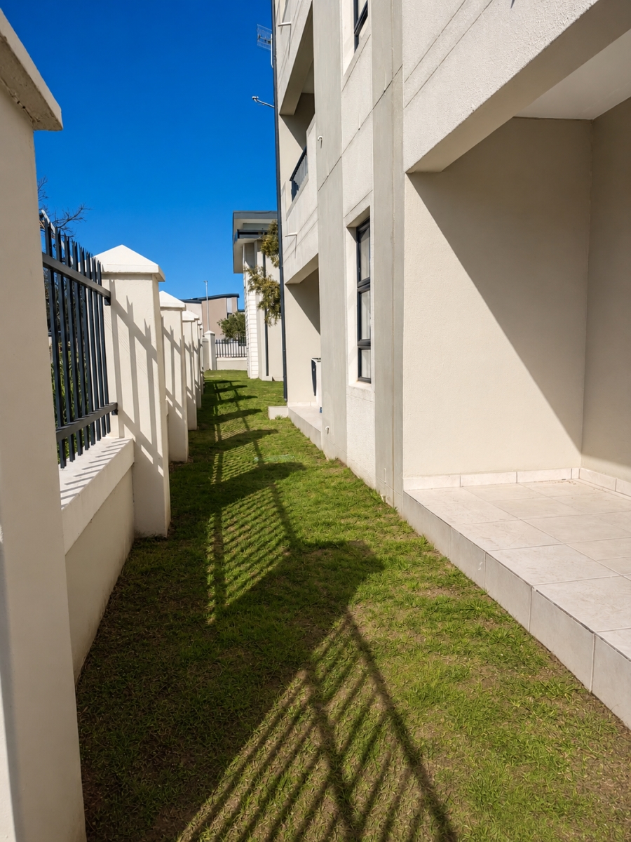 2 Bedroom Property for Sale in Burgundy Estate Western Cape